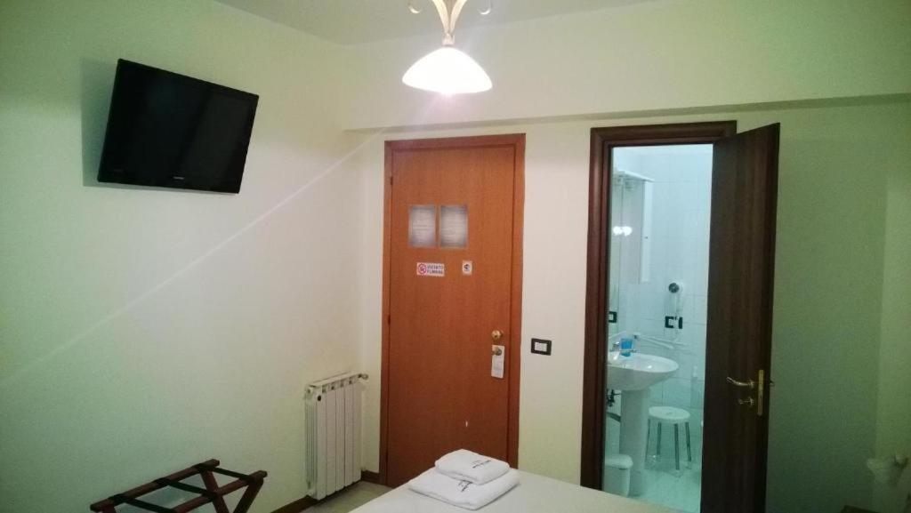 Bb Dante Bed & Breakfast Messina Ngoại thất bức ảnh